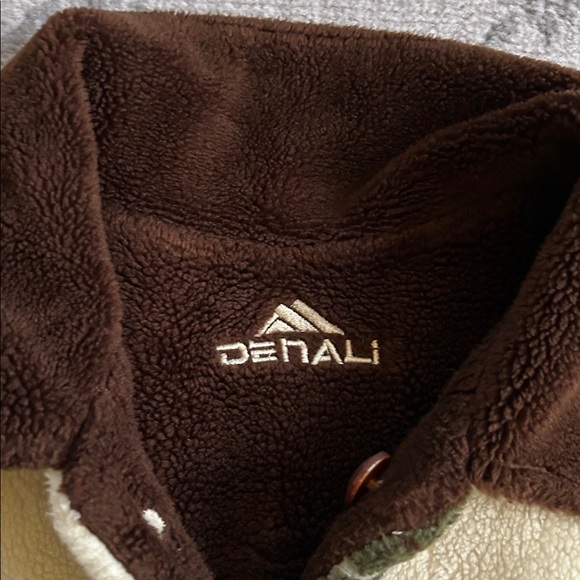 Denali Vintage Reversable Fleece Jacket with Deer Nature Motif - Picture 3 of 12